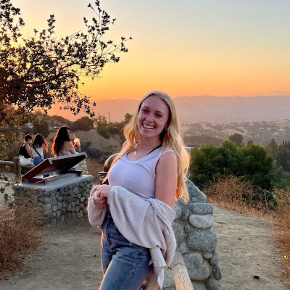 Meet your Posher, Emily